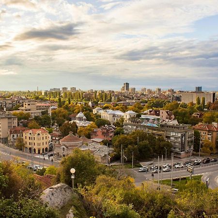 Comfortable 2Br Urban Getaway In City Center Пловдив Экстерьер фото