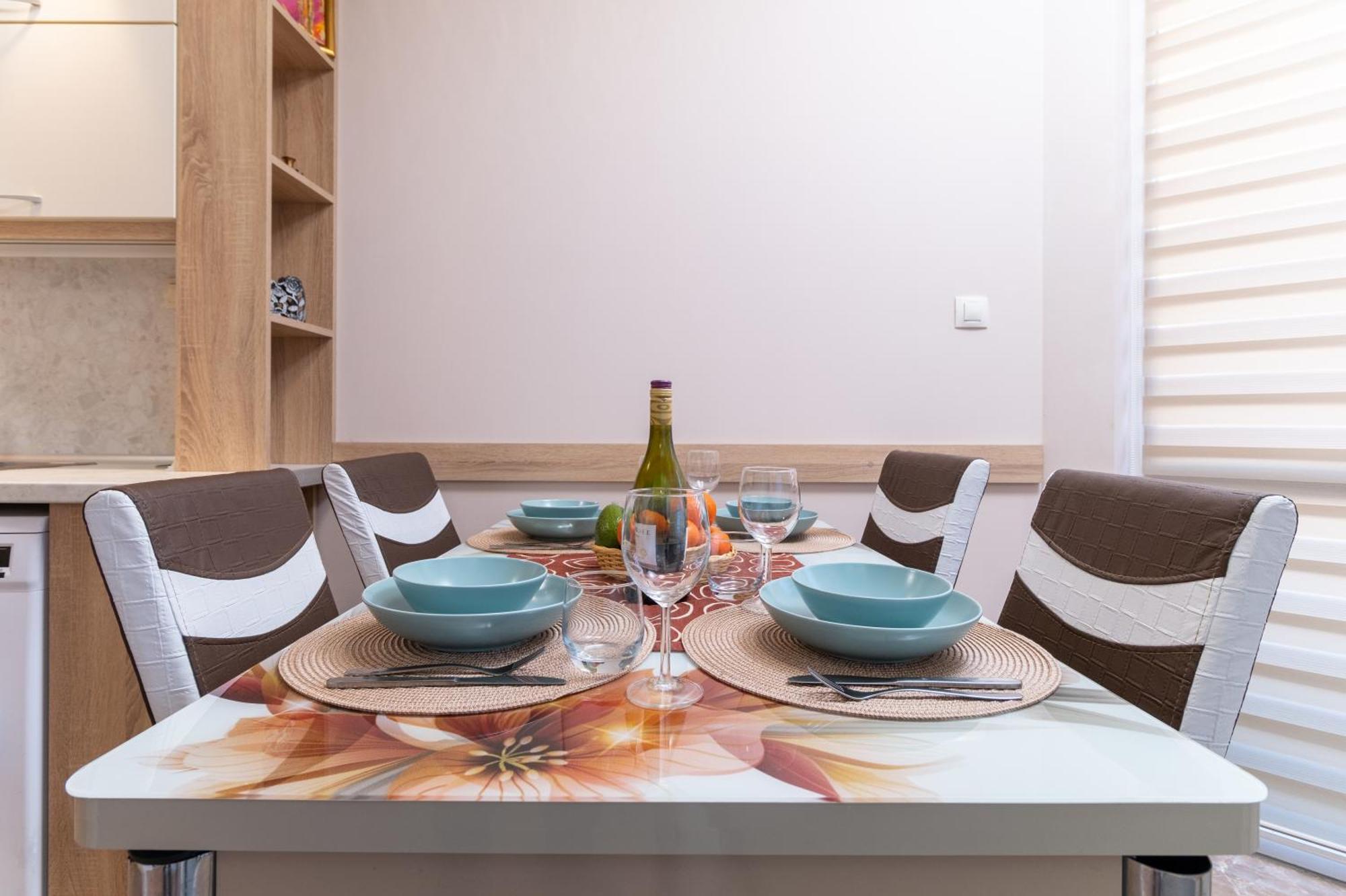 Comfortable 2Br Urban Getaway In City Center Пловдив Экстерьер фото